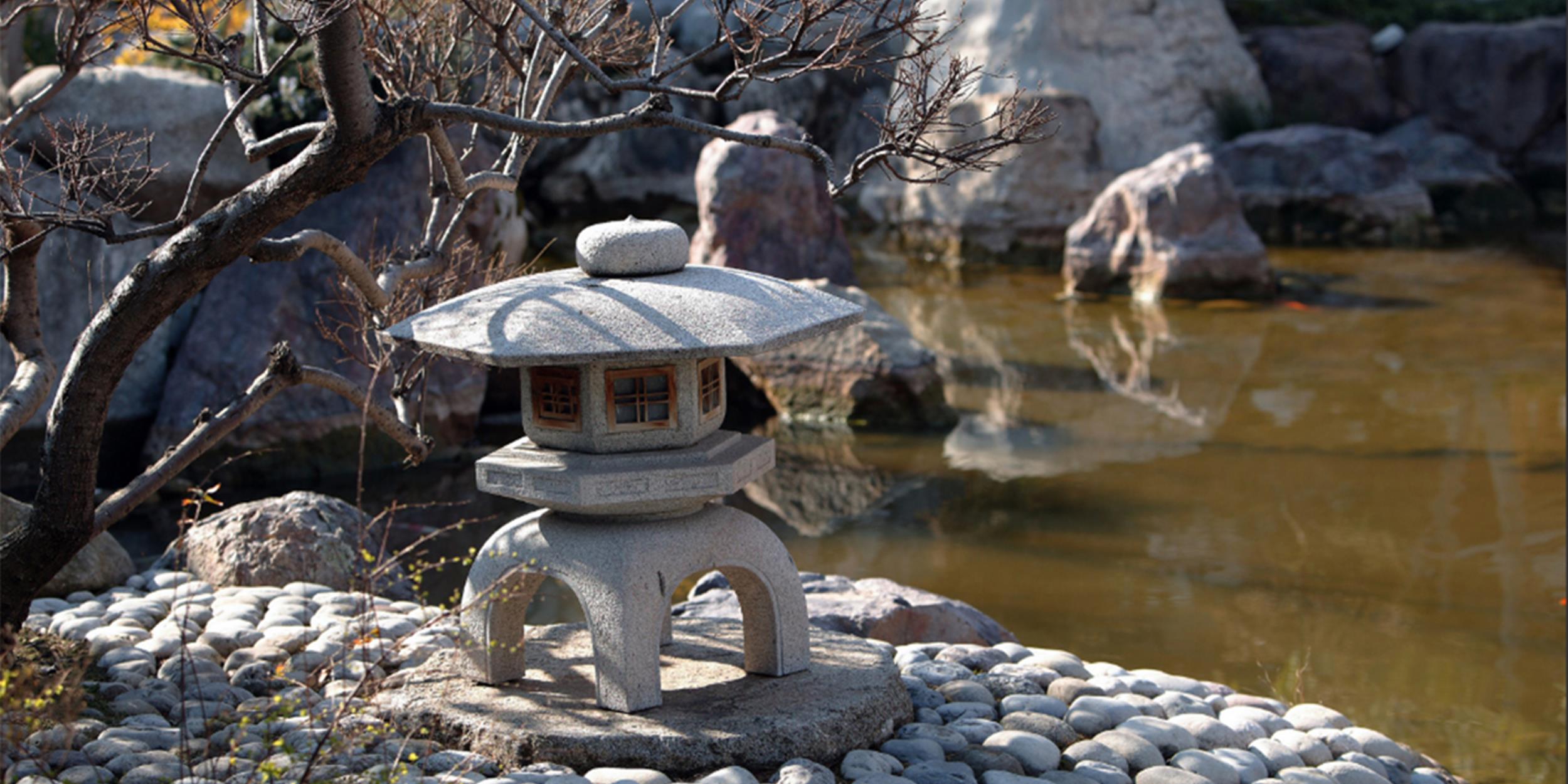 Les Jardins Japonais de Favières, the free Zen garden park closed